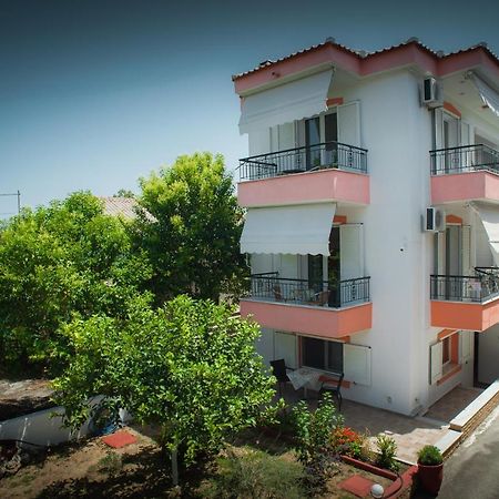 Marmaron Rooms Агиокампос Экстерьер фото
