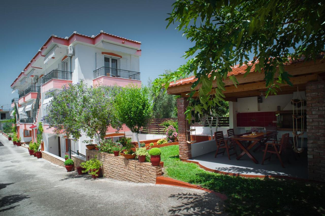 Marmaron Rooms Агиокампос Экстерьер фото